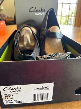 Clarks Black Leather Mary Jane Flats with Strap